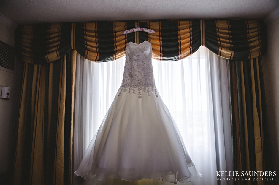Kellie Saunders Photography, wedding dress photography, wedding dress photo